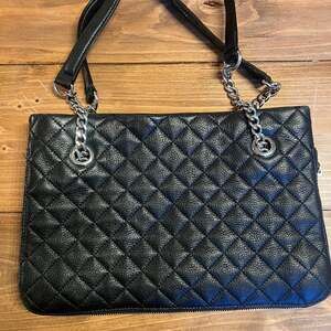 EUC Calvin Klein Black Quilted Leather Shoulder Bag with Silver Chain Straps
